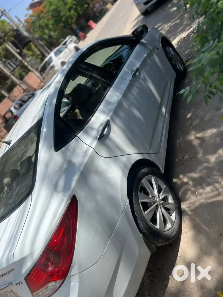 Verna 2011/12 Good Condition