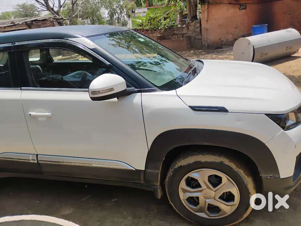 Maruti Suzuki Brezza 2024 Petrol Well Maintained