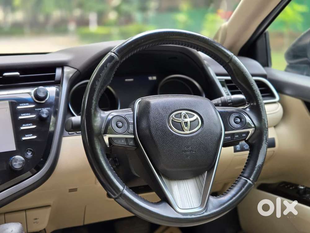 Toyota Camry Hybrid, 2021, Petrol