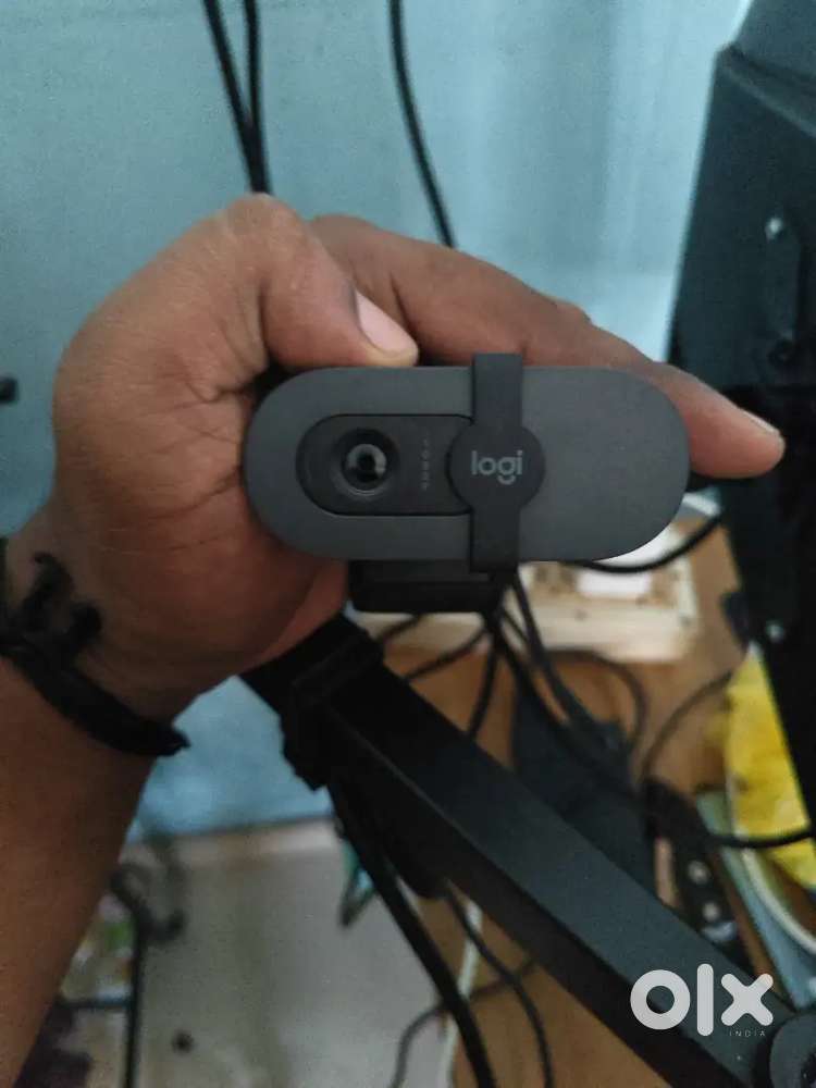 Logitech Brio 100