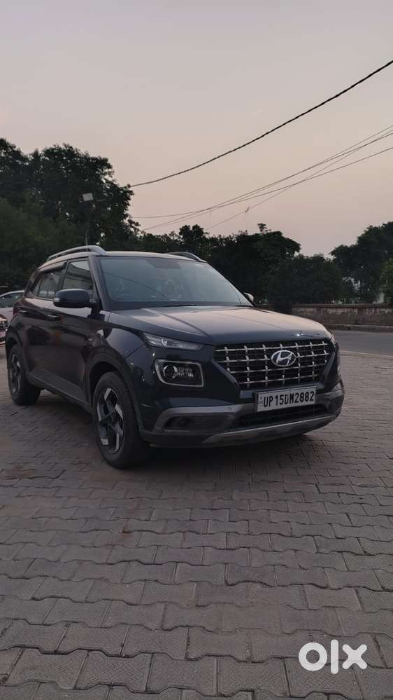 Hyundai Venue 1.0 Sx Turbo Imt Dual Tone Sport, 2021, Petrol