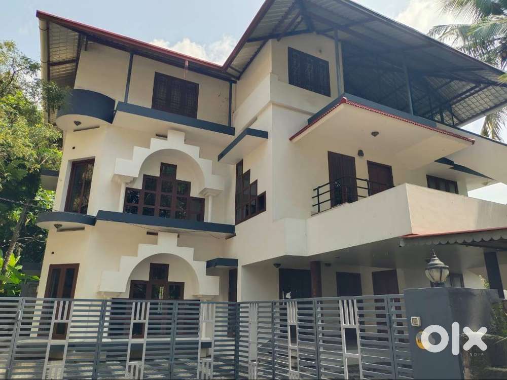 IDK197101 GUEST HOUSE /FAMILY PURPOSE ONLY HOUSE FOR RENT IN PANAVILA