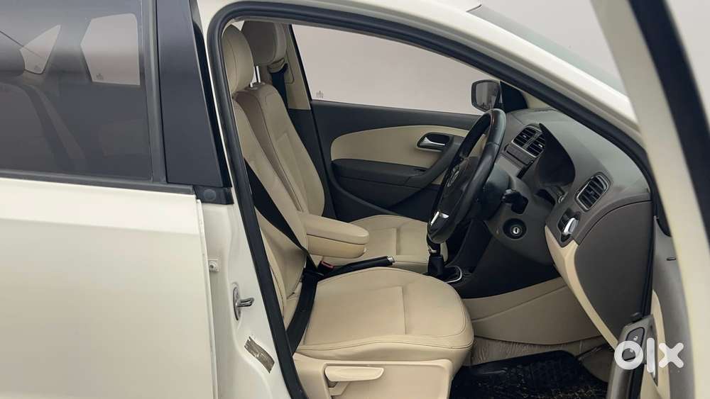 Volkswagen Vento Petrol Highline, 2013, Petrol