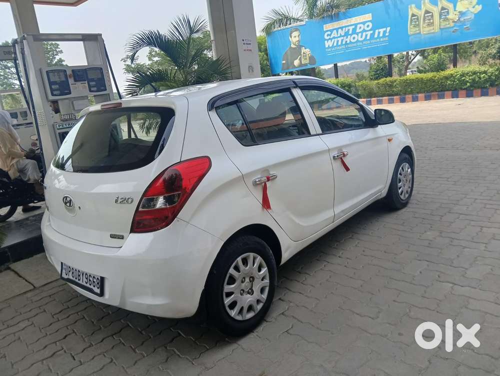 Hyundai I20 Magna 2011 Car