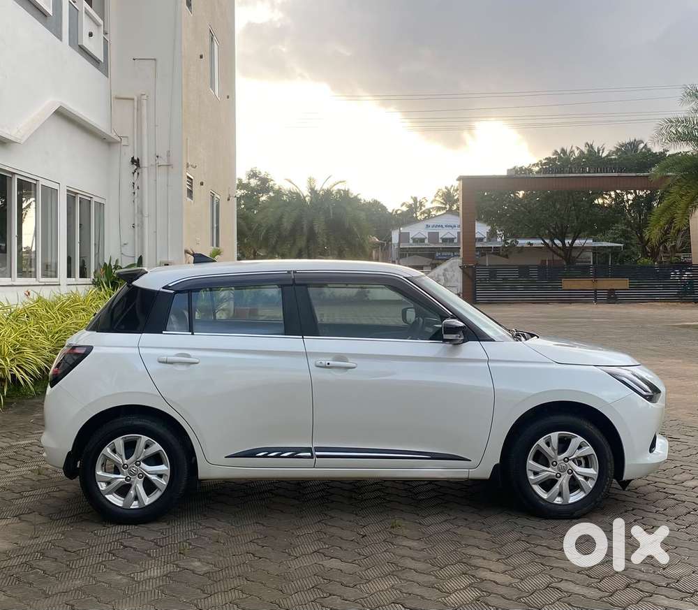 Maruti Suzuki Swift Zxi Plus, 2024, Petrol