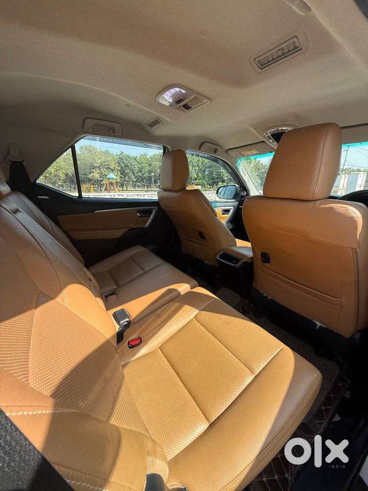 Toyota Fortuner 3.0 4x2 Automatic, 2022, Diesel