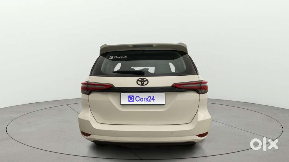 Toyota Fortuner [2021-ongoing] 2.7 2wd Petrol Mt, 2024, Petrol