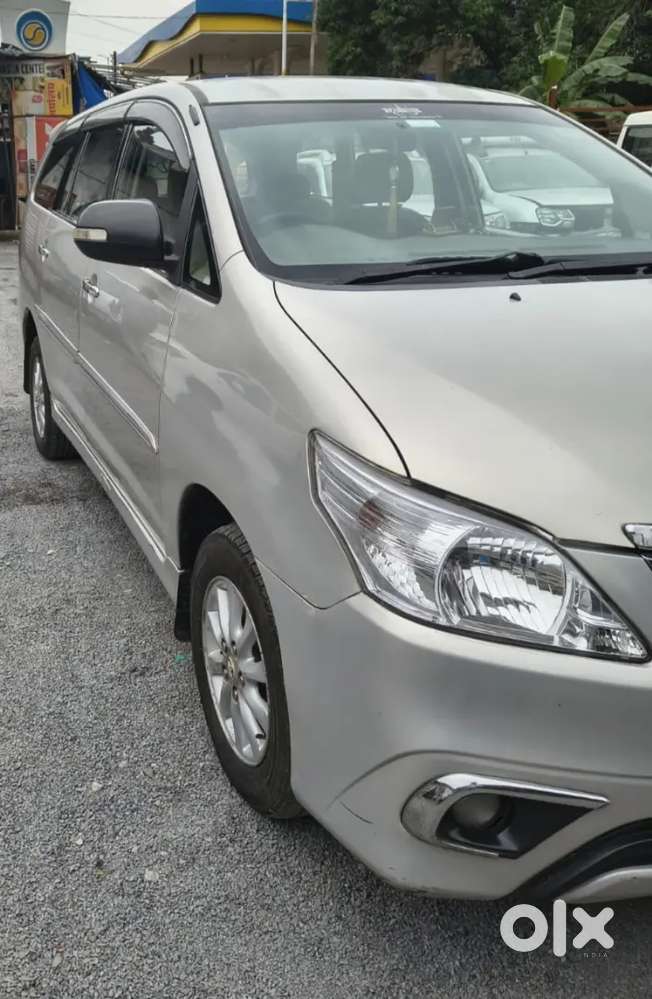 Toyota Innova 2.5 Vx 2012