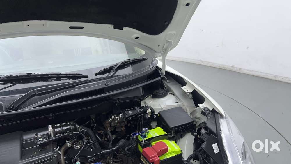 Maruti Suzuki Dzire 1.2 Vxi Cng, 2022, Cng & Hybrids