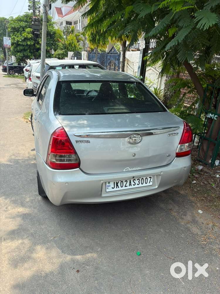 Toyota Etios 1.5 G Manual 2011