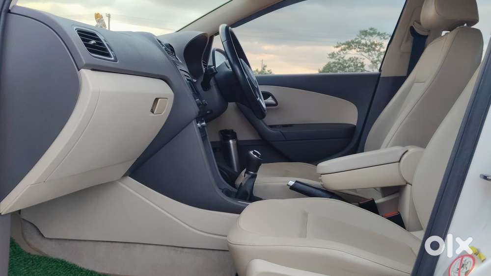Volkswagen Vento 2010-2013 Petrol Highline, 2014, Petrol