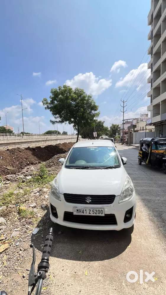 Maruti Suzuki Ertiga Zdi 2013