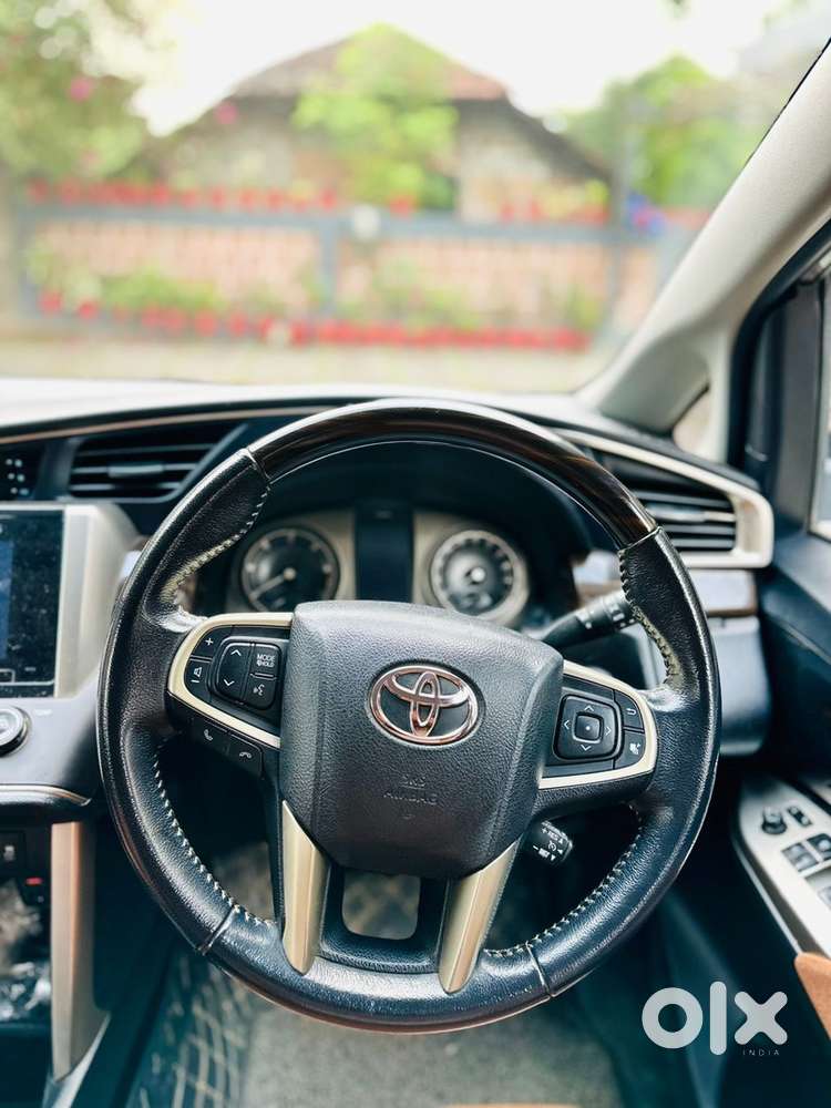 Toyota Innova Crysta 2018
