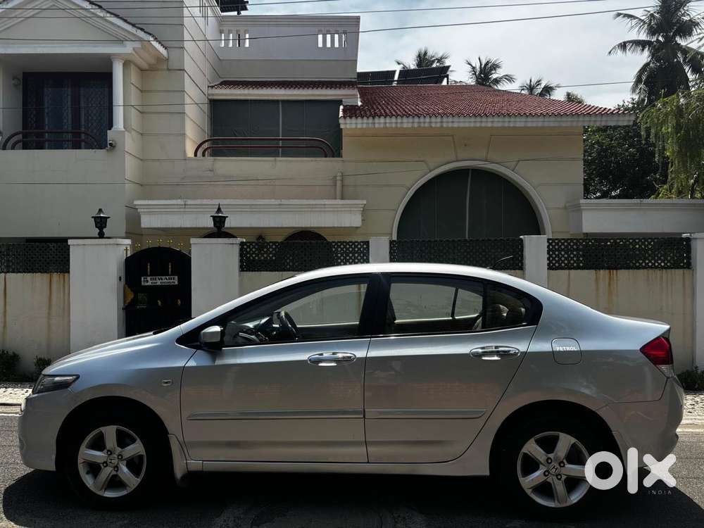 Honda City V At, 2011, Petrol