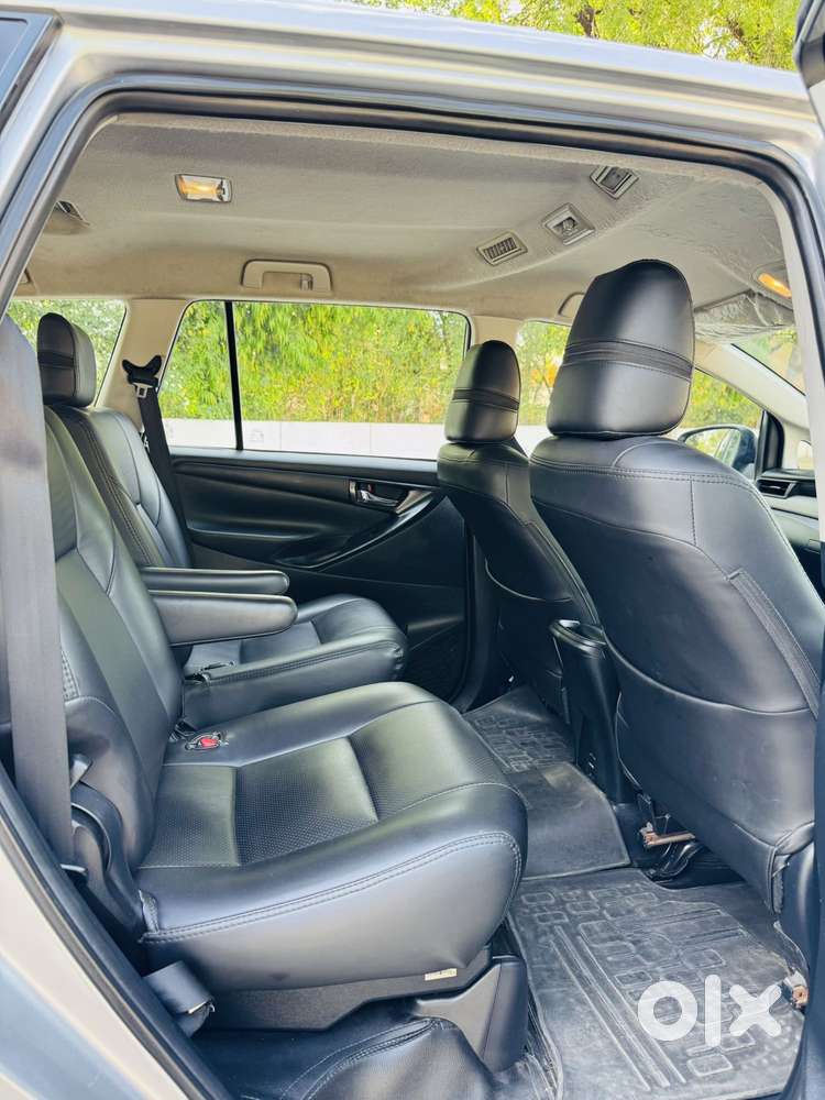 Toyota Innova Crysta 2.4 G Mt, 2018, Diesel