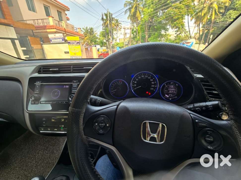 Honda City 2015-2017 I Vtec V, 2016, Petrol