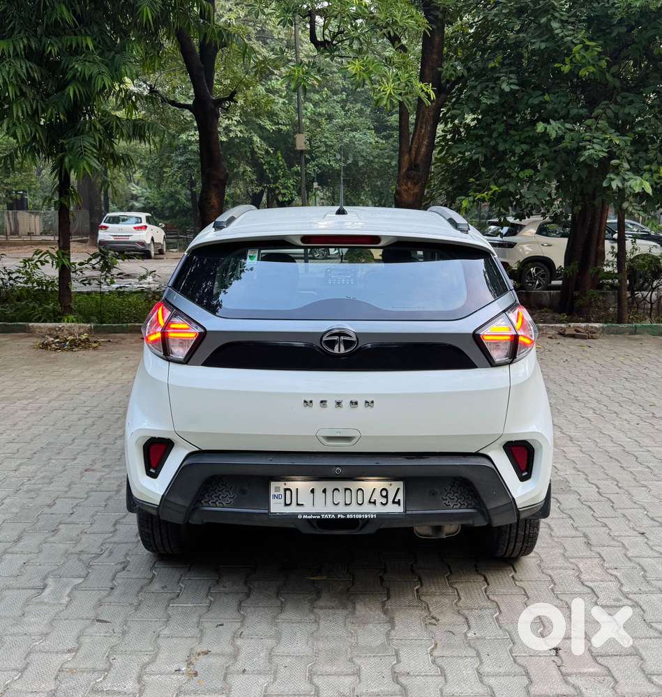 Tata Nexon 1.2 Revotron Xma Amt (s), 2022, Petrol