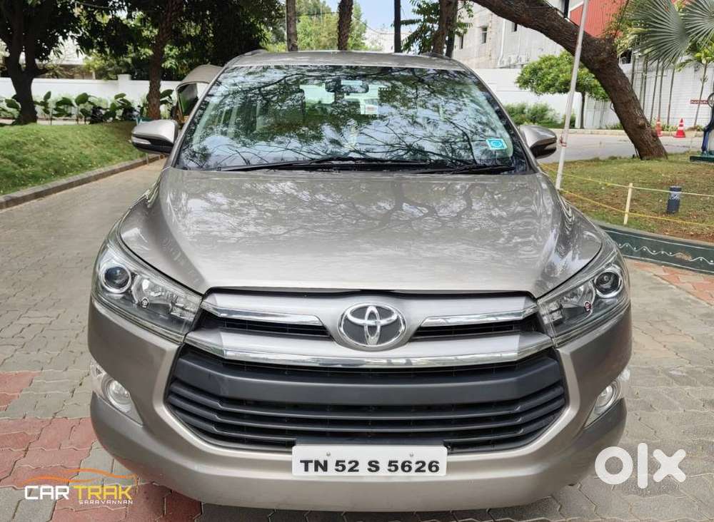 Toyota Innova Crysta 2.4 V, 2016, Diesel
