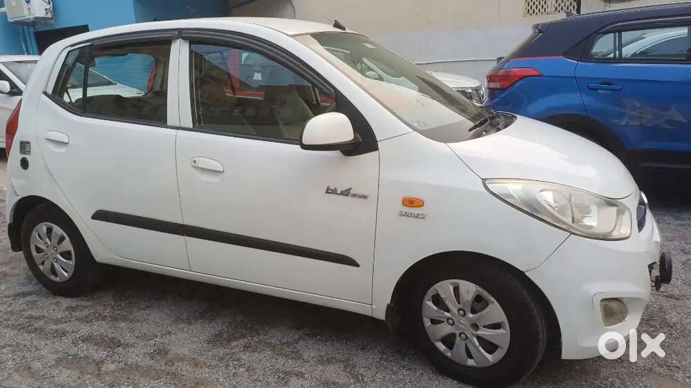 Hyundai I10 Sportz 2012