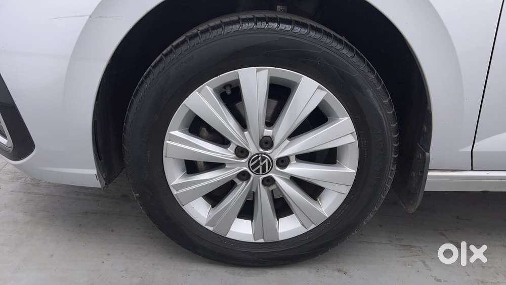 Volkswagen Virtus Highline Plus 1.0 Tsi At, 2022, Petrol