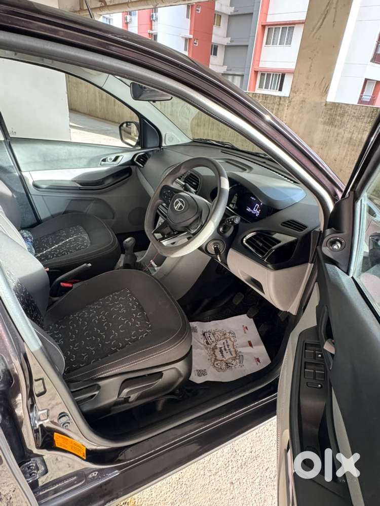 Tata Tiago Petrol 2023