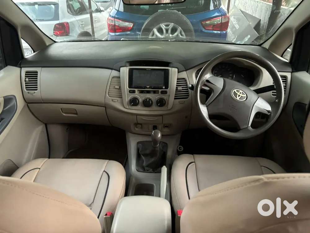 Toyota Innova 2.5 2012