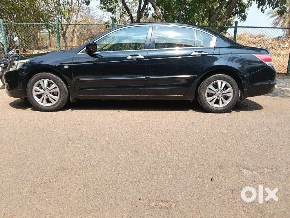 Honda Accord 2.4 Manual, 2010, Petrol