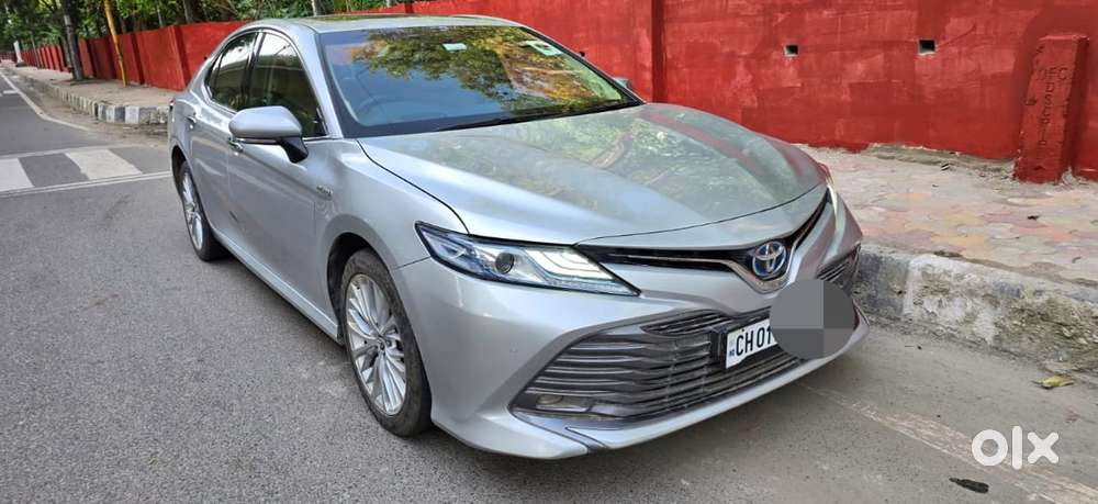 Toyota Camry Hybrid, 2019, Petrol