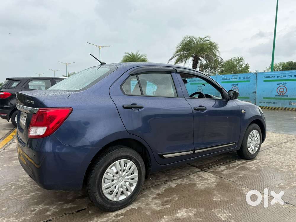 Maruti Suzuki Swift Dzire Vxi Optional, 2017, Petrol