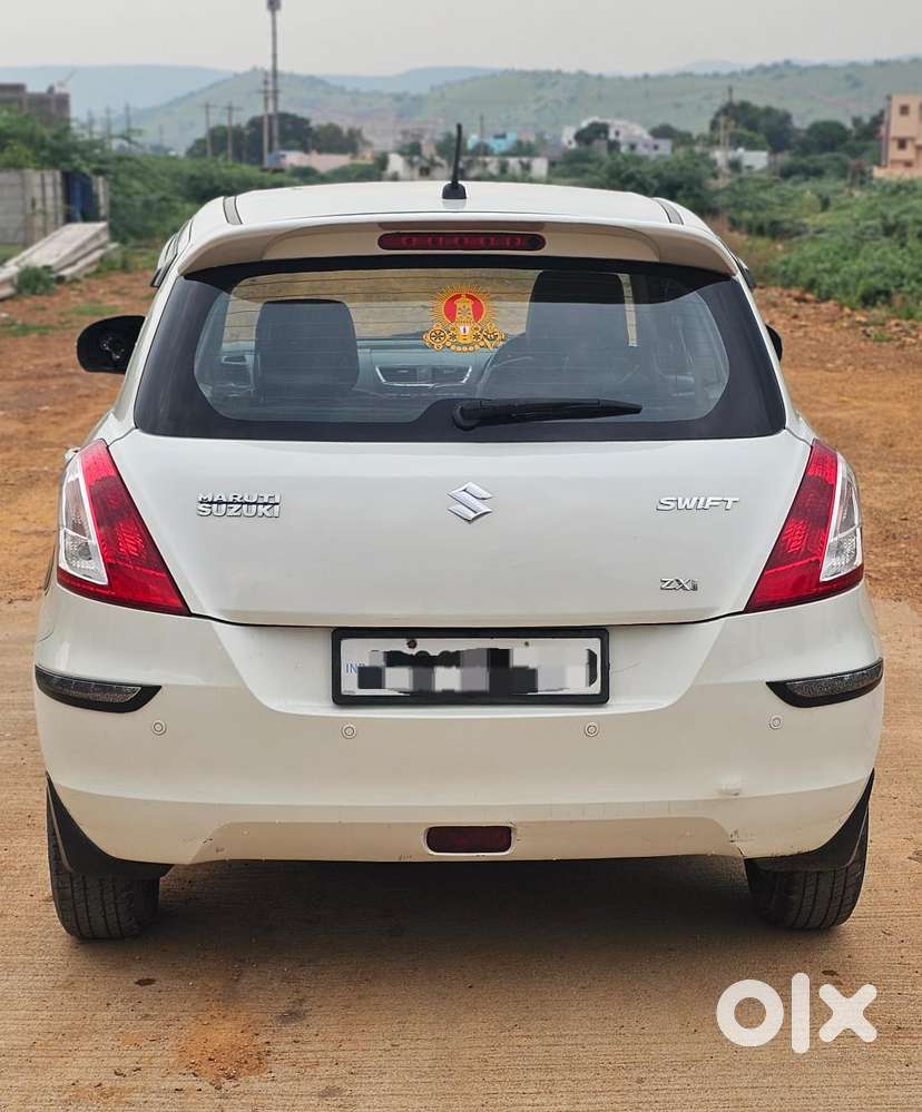 Maruti Suzuki Swift 1.3 Zxi, 2017, Petrol
