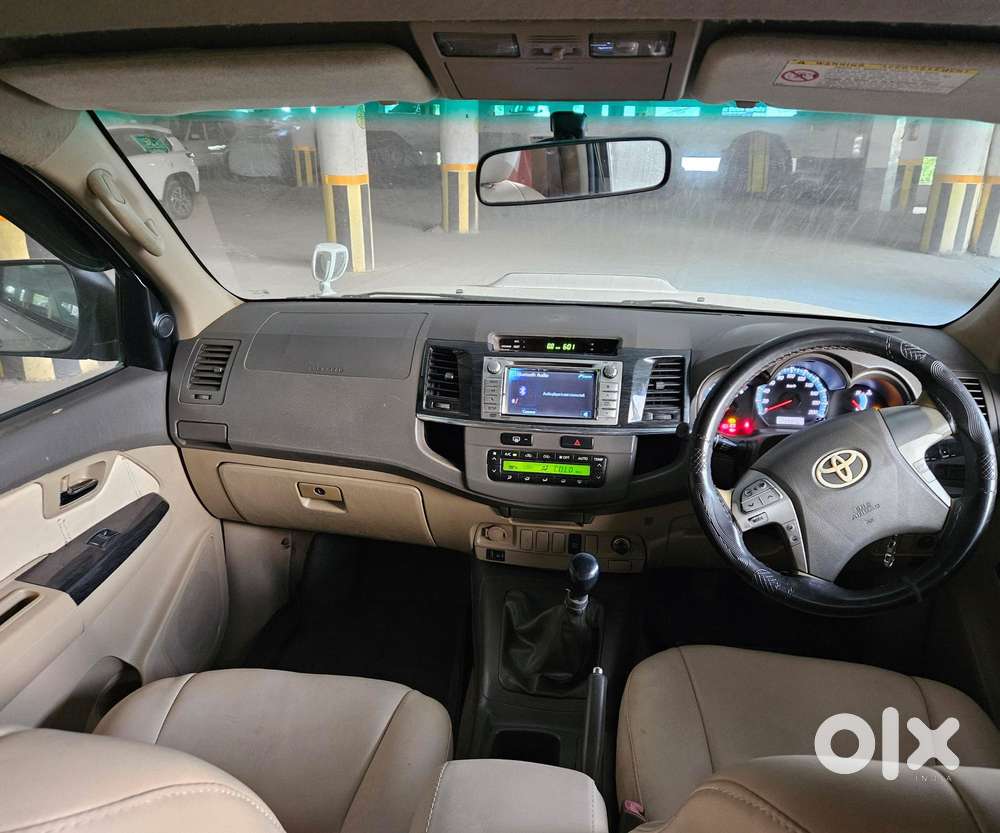 Toyota Fortuner 2011-2016 4x2 Manual, 2013, Diesel