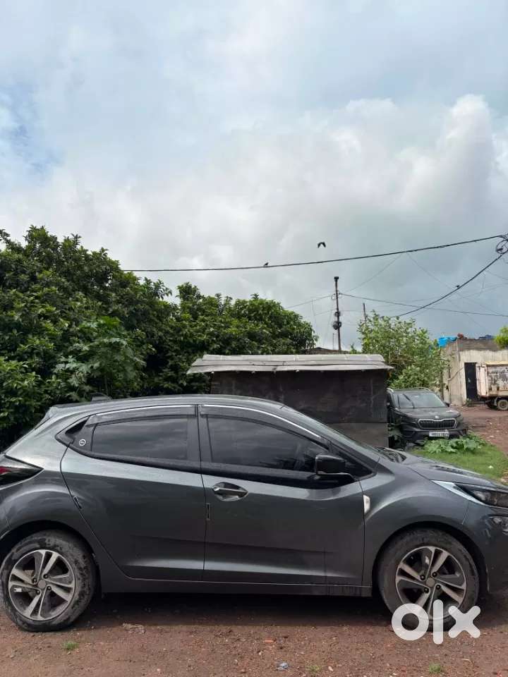 Tata Altroz Xz Plus (s), 2024, Petrol