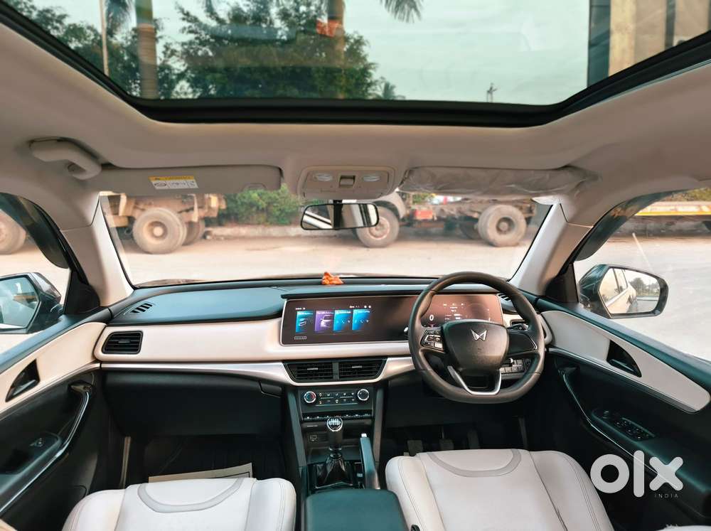 Mahindra Xuv700 2.2 Ax 5 Diesel Mt 7 Str, 2022, Diesel