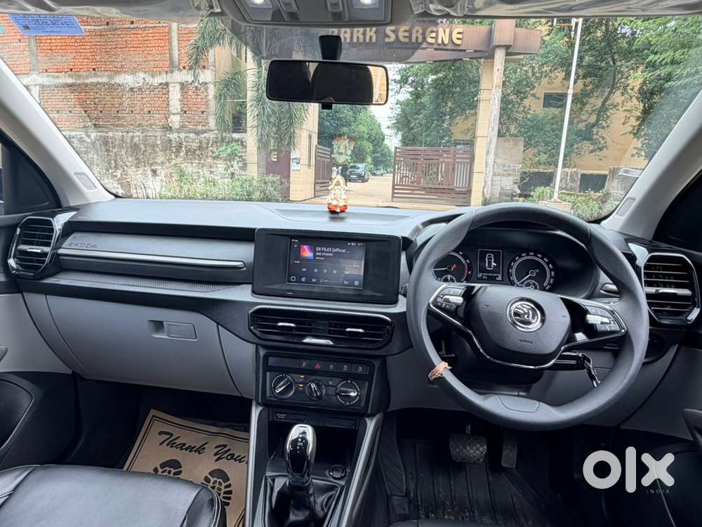 Skoda Kylaq 2025 Petrol Well Maintained