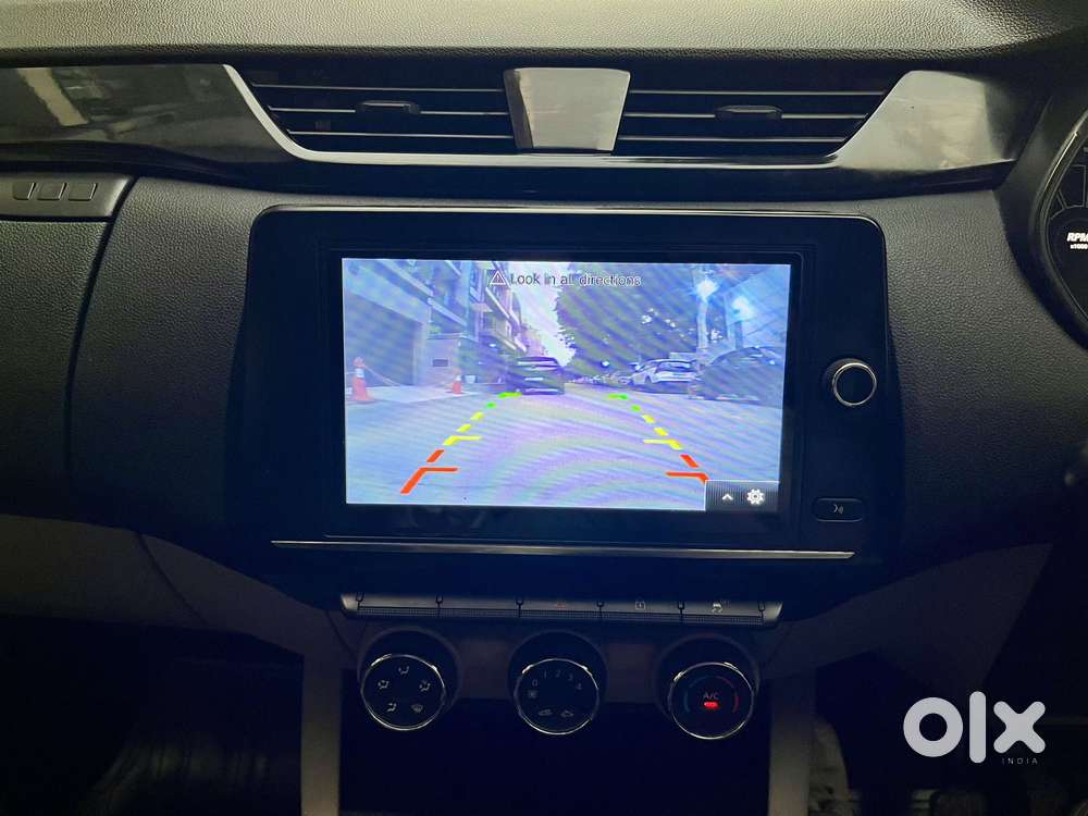Renault Triber Rxt, 2023, Petrol