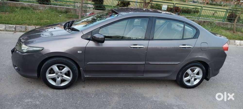 Honda City 2011-2013 V At Exclusive, 2011, Petrol