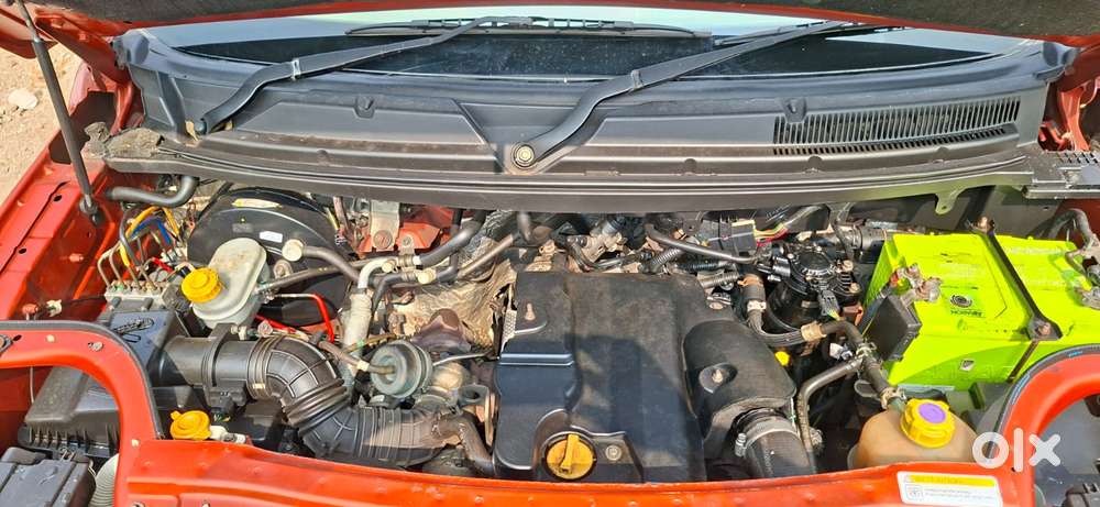 Mahindra Tuv 300 T8, 2016, Diesel