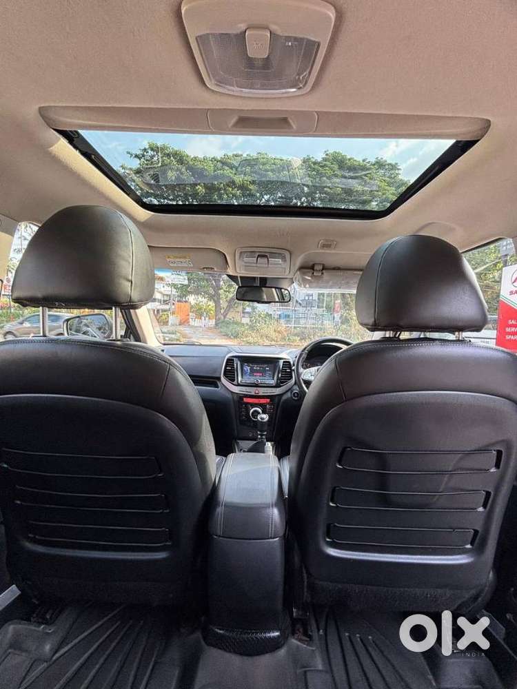 Mahindra Xuv300 W8 Option, 2022, Petrol