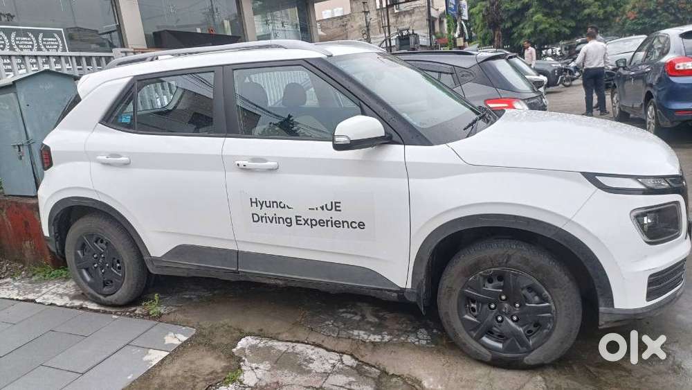 Hyundai Venue, 2024, Petrol