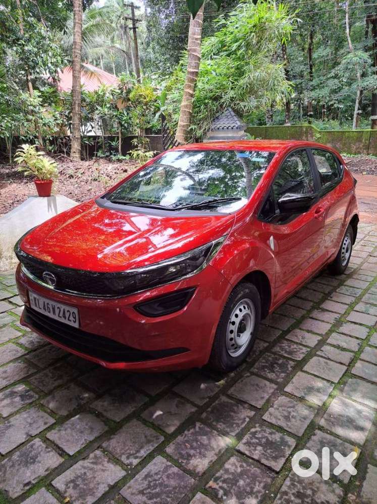 Tata Altroz 1.2 Xe, 2021, Petrol