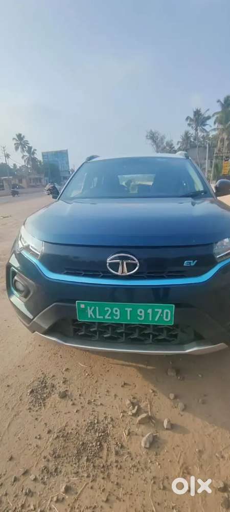 Doctor Used Tata Nexon Ev 2022 Electric 99090 Km Driven