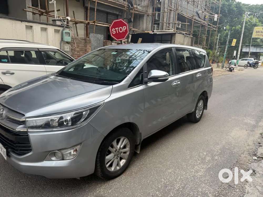 Toyota Innova Crysta 2.8z 2017 With Company Record..fully Insured