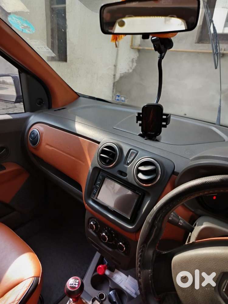 Renault Lodgy, 10 Year, Muv