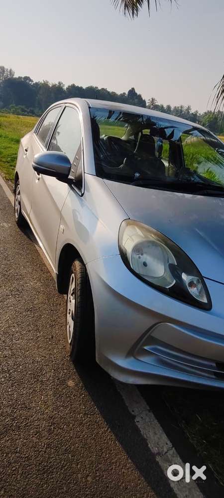 Honda Amaze, 2016