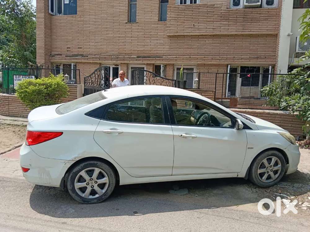 Judge Sahib Owned Hyundai Verna Crdi 2012
