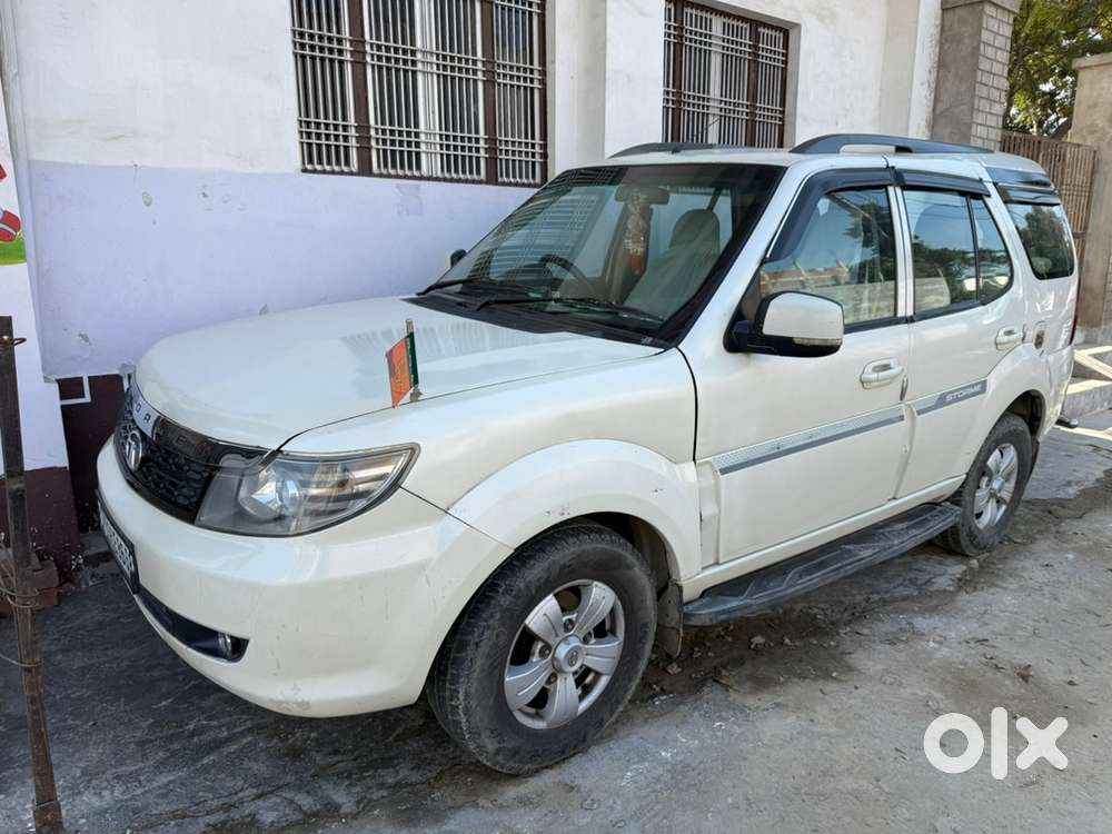 Tata Safari Storme 2016 Diesel Good Condition