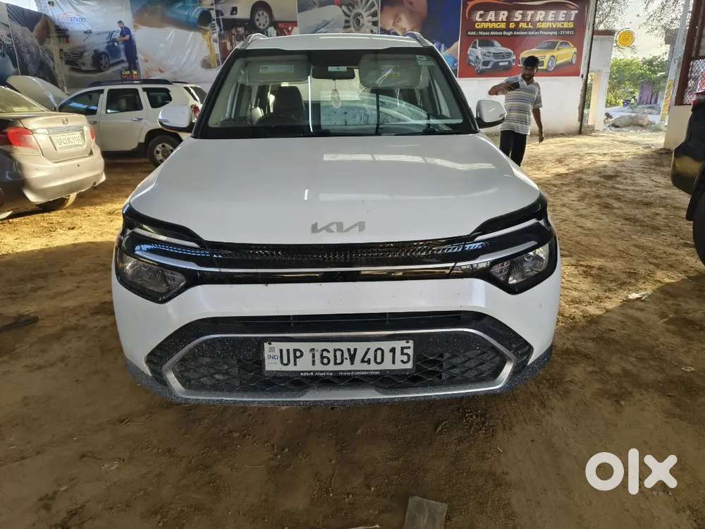 Kia Carens 2023 Diesel Well Maintained