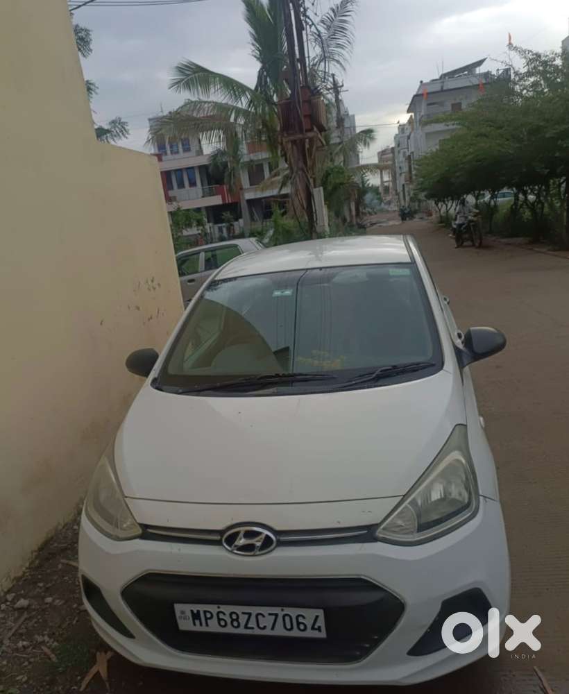 Hyundai Xcent Diesel , 30 Average