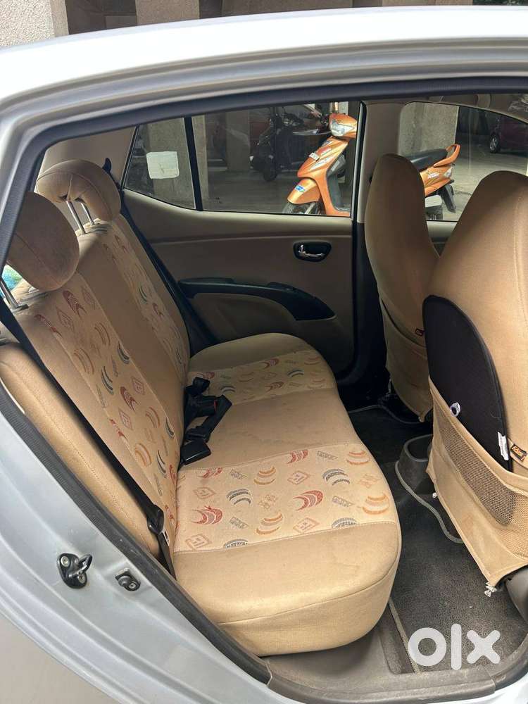 Hyundai I10 Sportz 2012 Petrol
