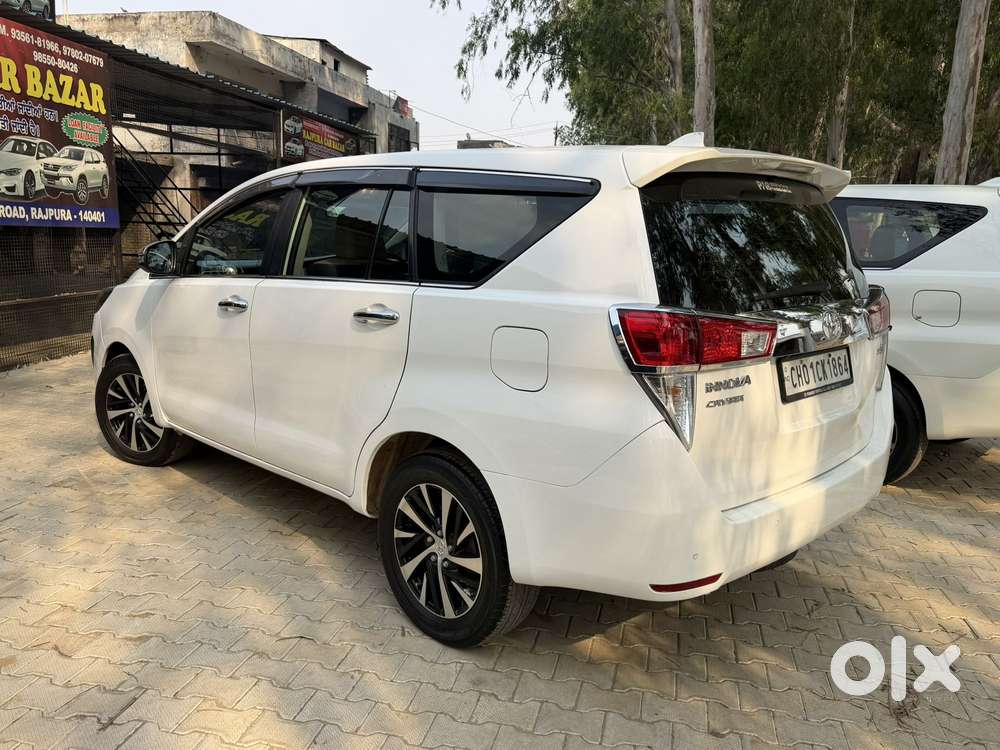 Toyota Innova Crysta Zx 2.4 Diesel 7 Seater, 2022, Diesel